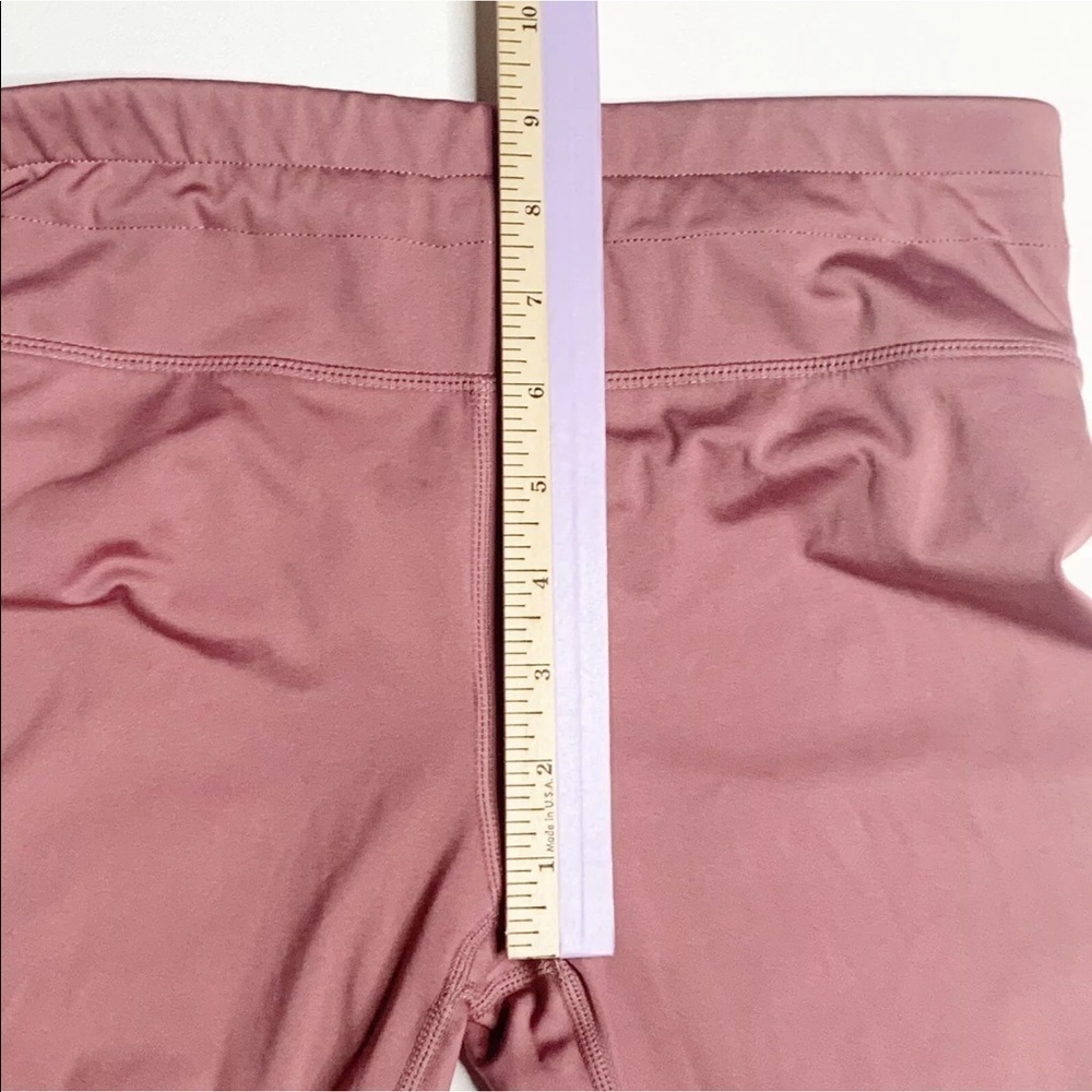 Fabletics Mid-Rise UltraCool Cropped Leggings S - Picture 6 of 11
